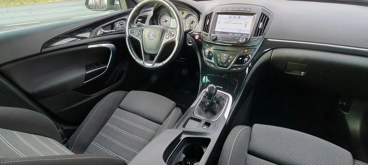 Opel Insignia - Zdjęcie 8