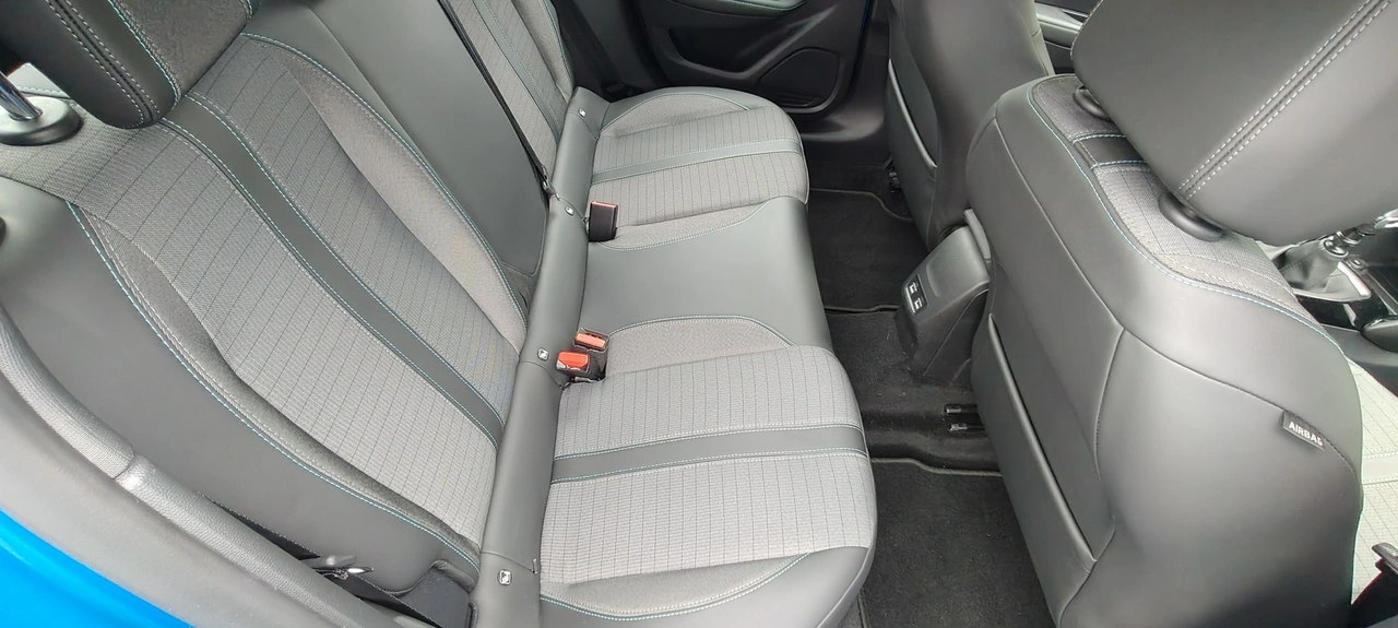 Peugeot 208 - Zdjęcie 10