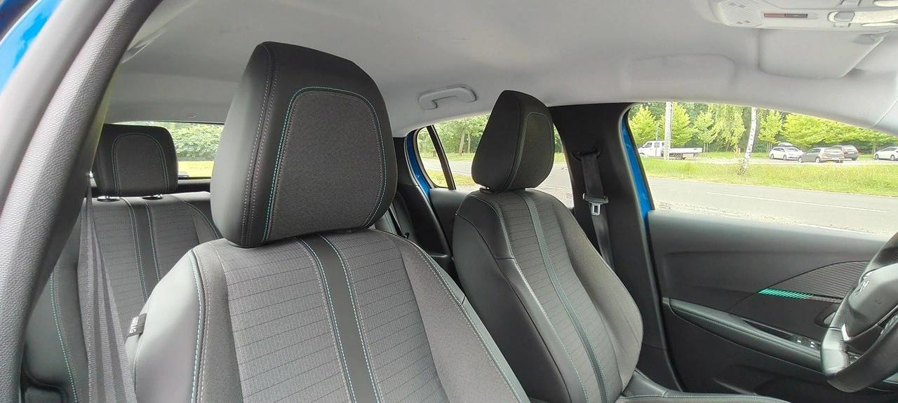 Peugeot 208 - Zdjęcie 13