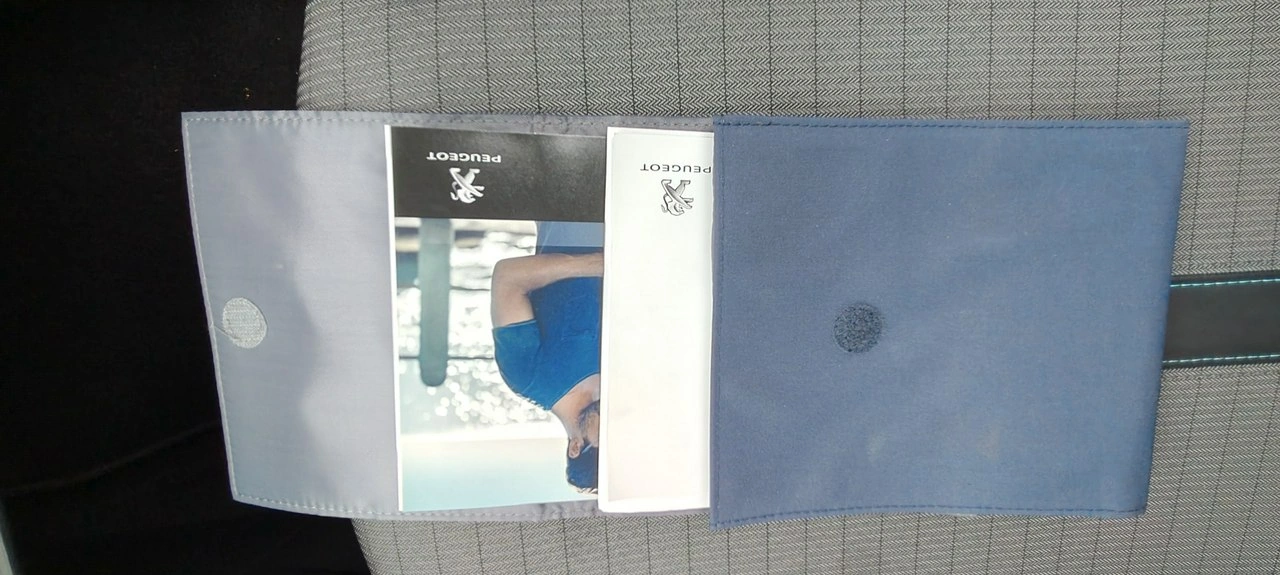 Peugeot 208 - Zdjęcie 16