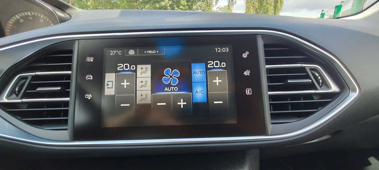 Peugeot 308 - Zdjęcie 9