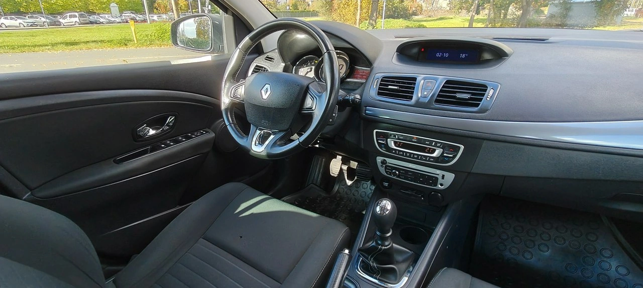 Renault Megane - Zdjęcie 8