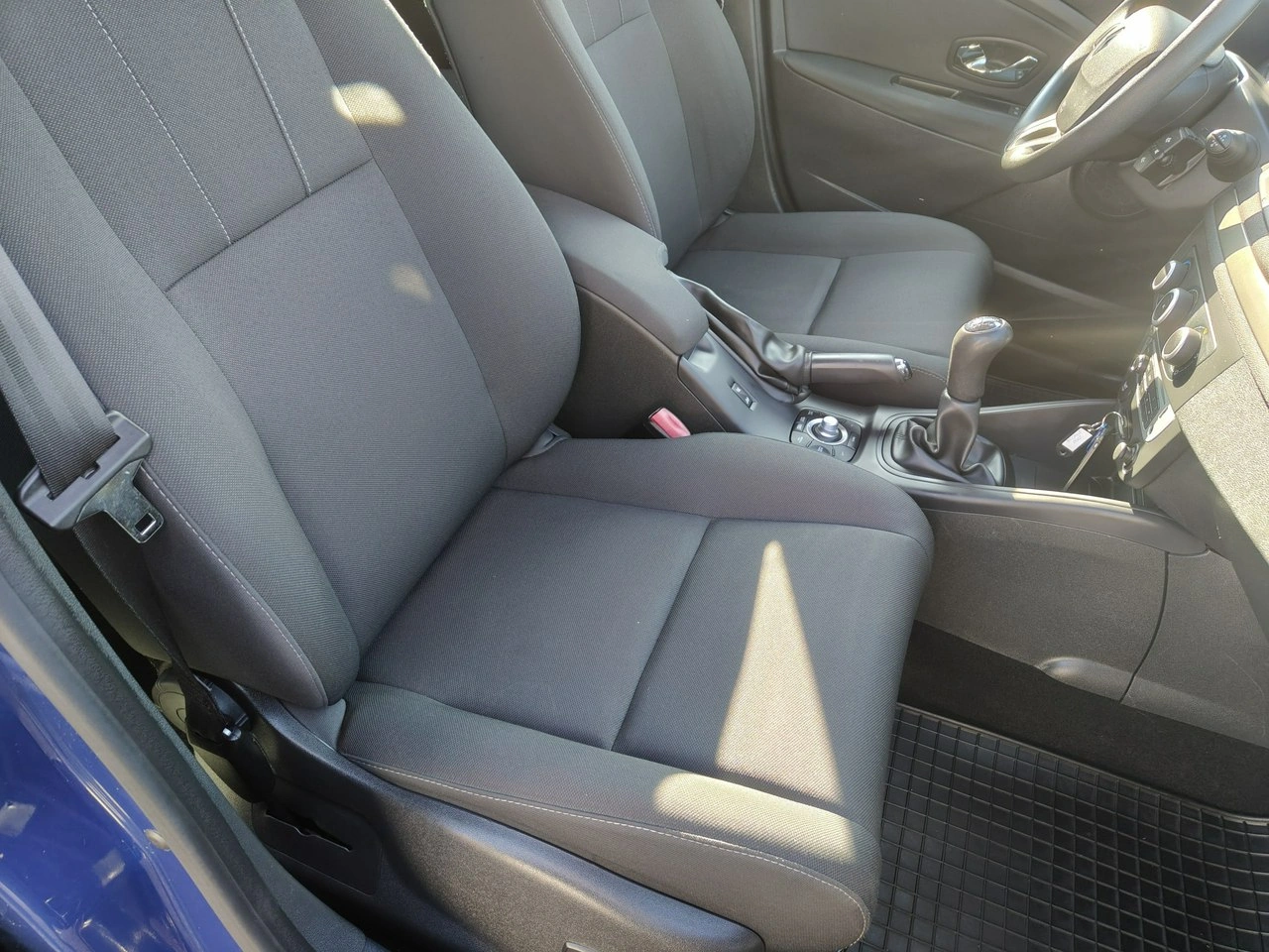 Renault Megane - Zdjęcie 12