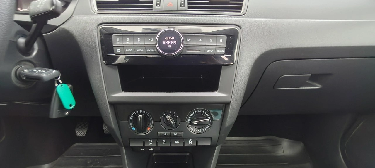 Skoda RAPID - Zdjęcie 9