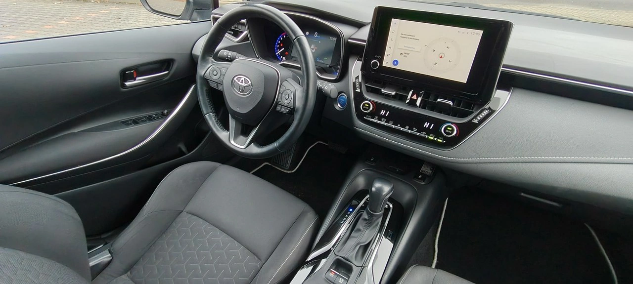 Toyota Corolla - Zdjęcie 9