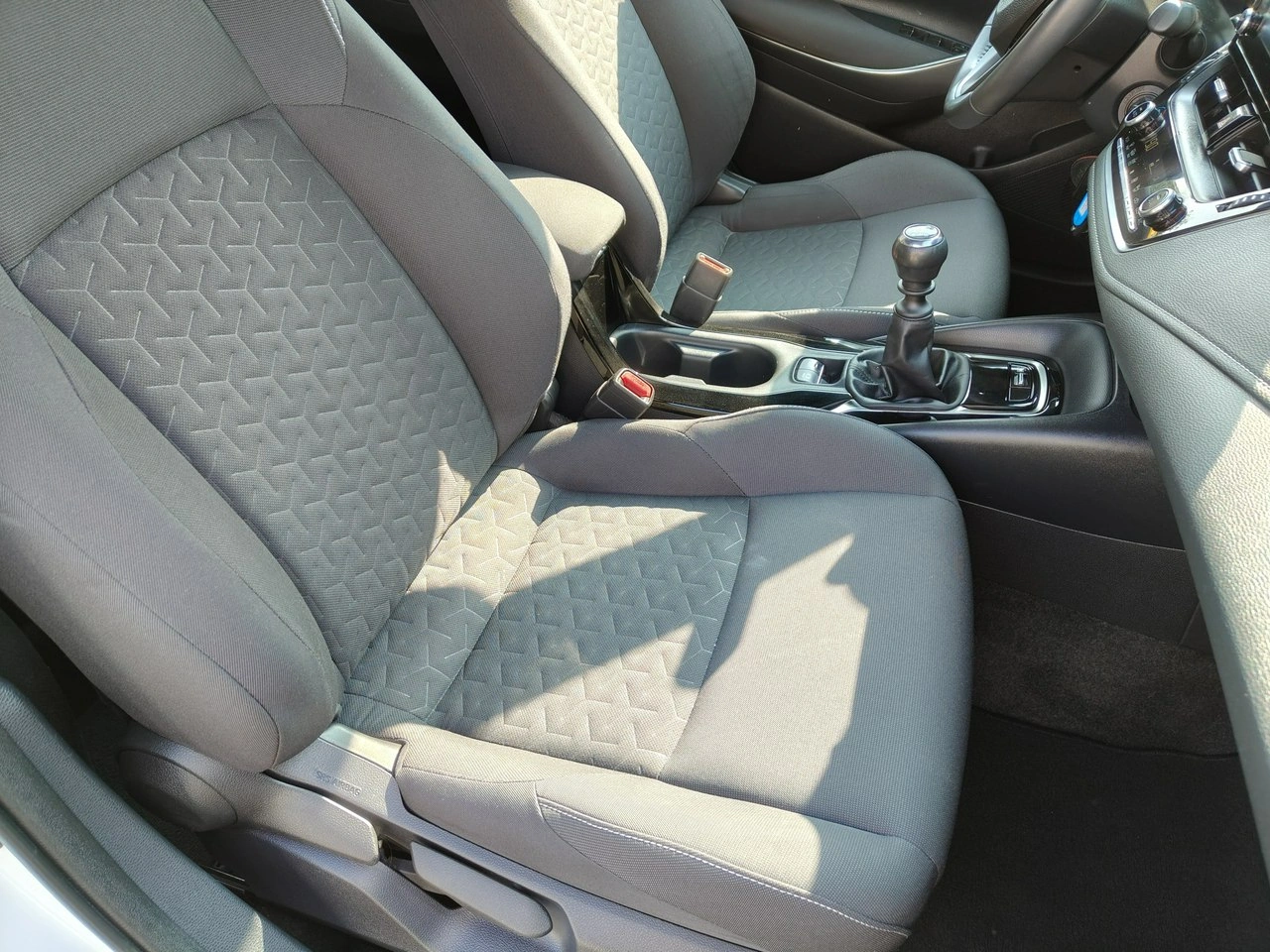 Toyota Corolla - Zdjęcie 11