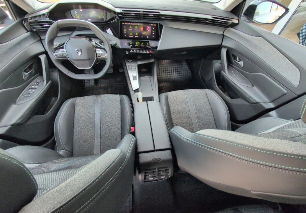 Peugeot 308 - Zdjęcie 8