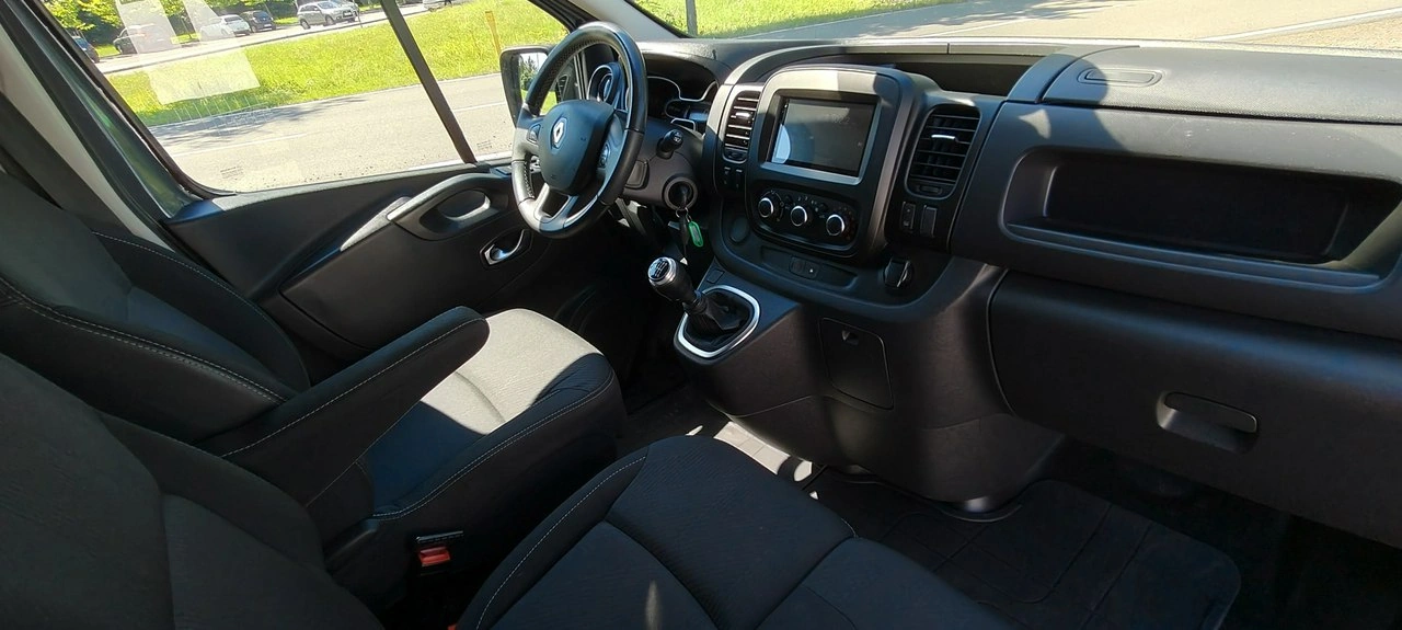 Renault Trafic - Zdjęcie 8