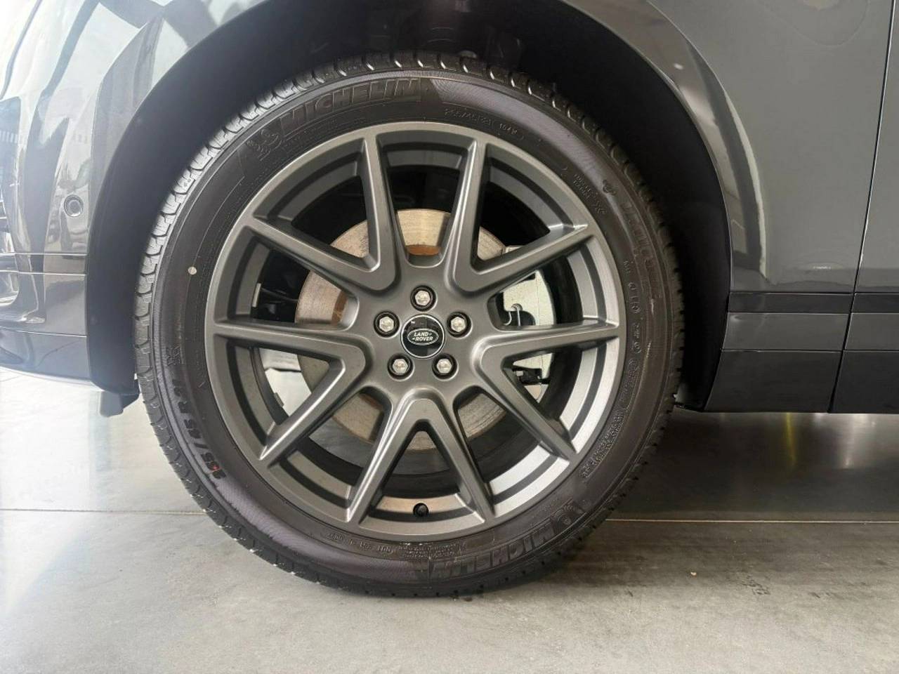 Land Rover Range Rover Velar - Zdjęcie 4