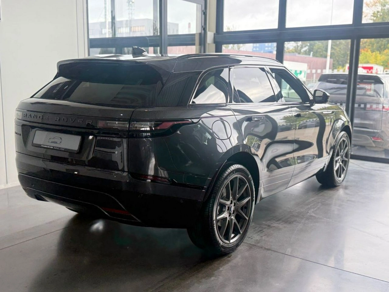 Land Rover Range Rover Velar - Zdjęcie 8