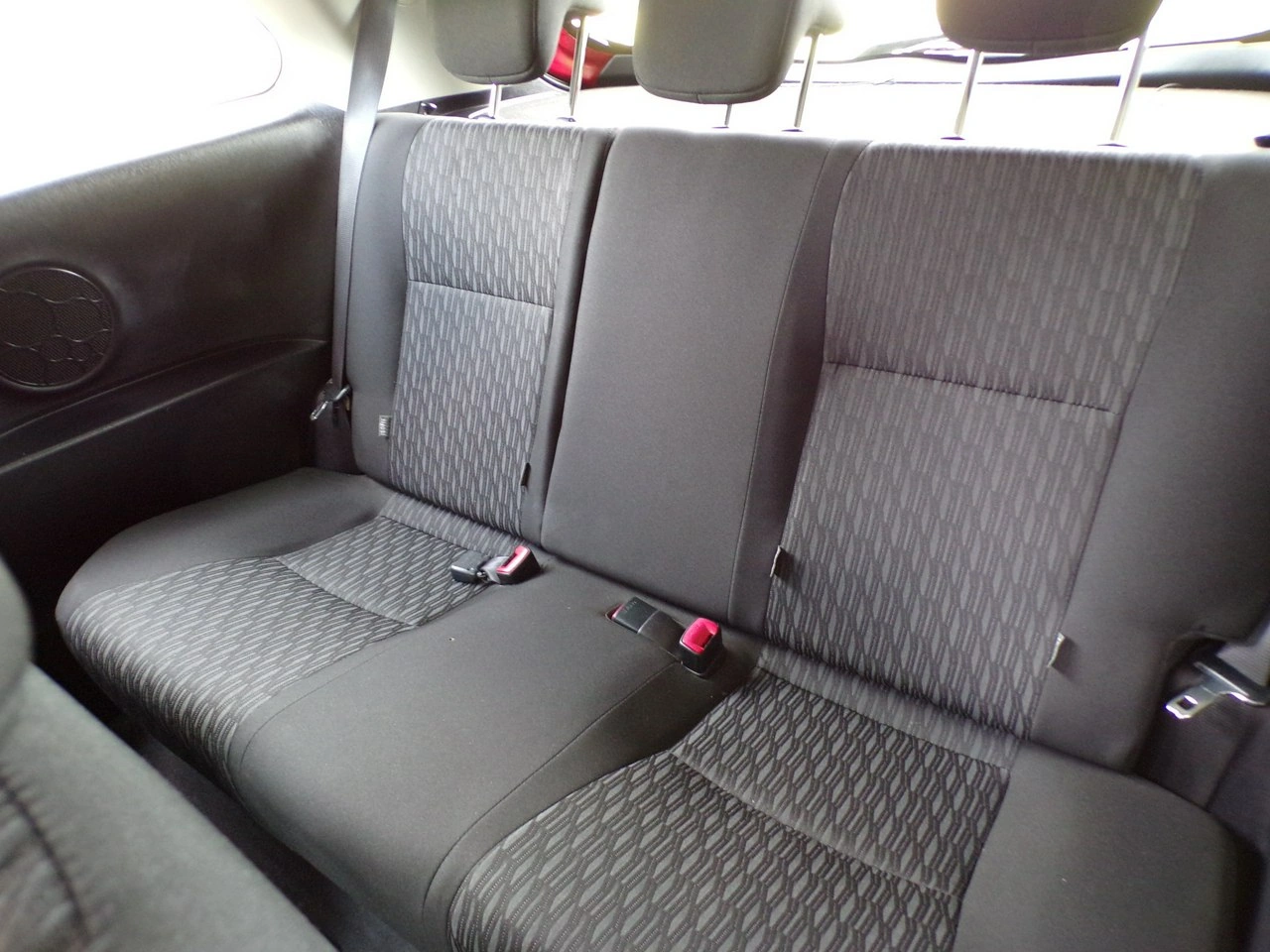 Toyota Yaris - Zdjęcie 22