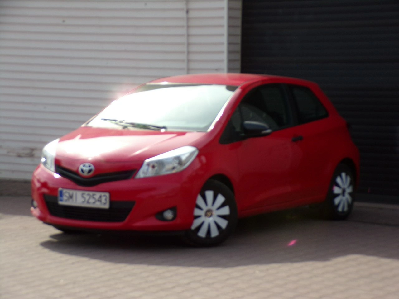 Toyota Yaris - Zdjęcie 4