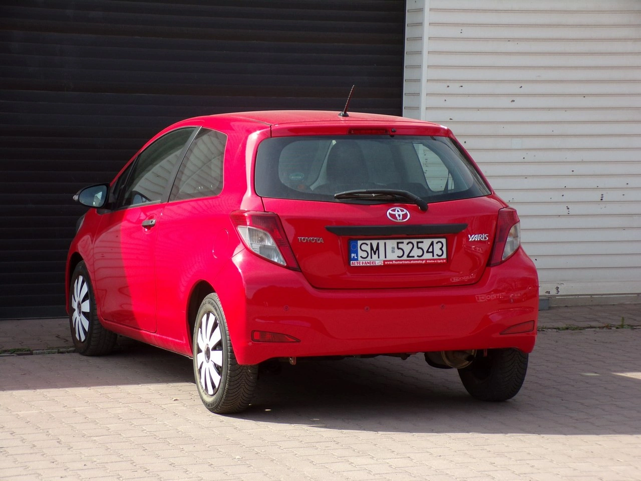 Toyota Yaris - Zdjęcie 8