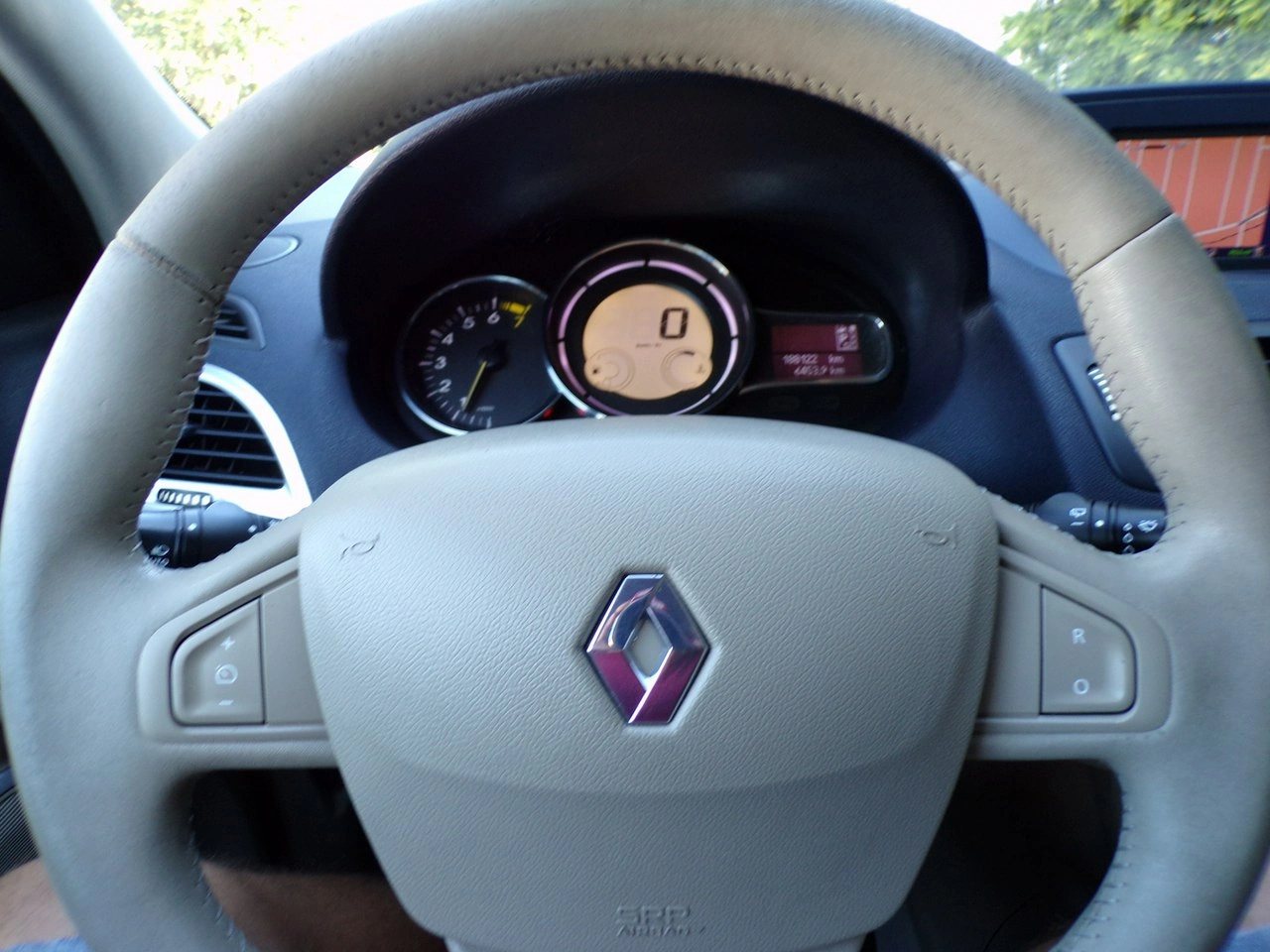 Renault Megane - Zdjęcie 19