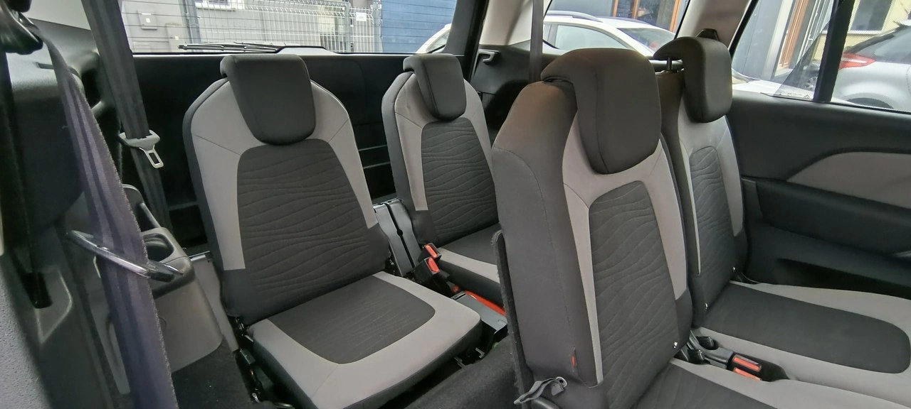 Citroën C4 Grand Picasso - Zdjęcie 11