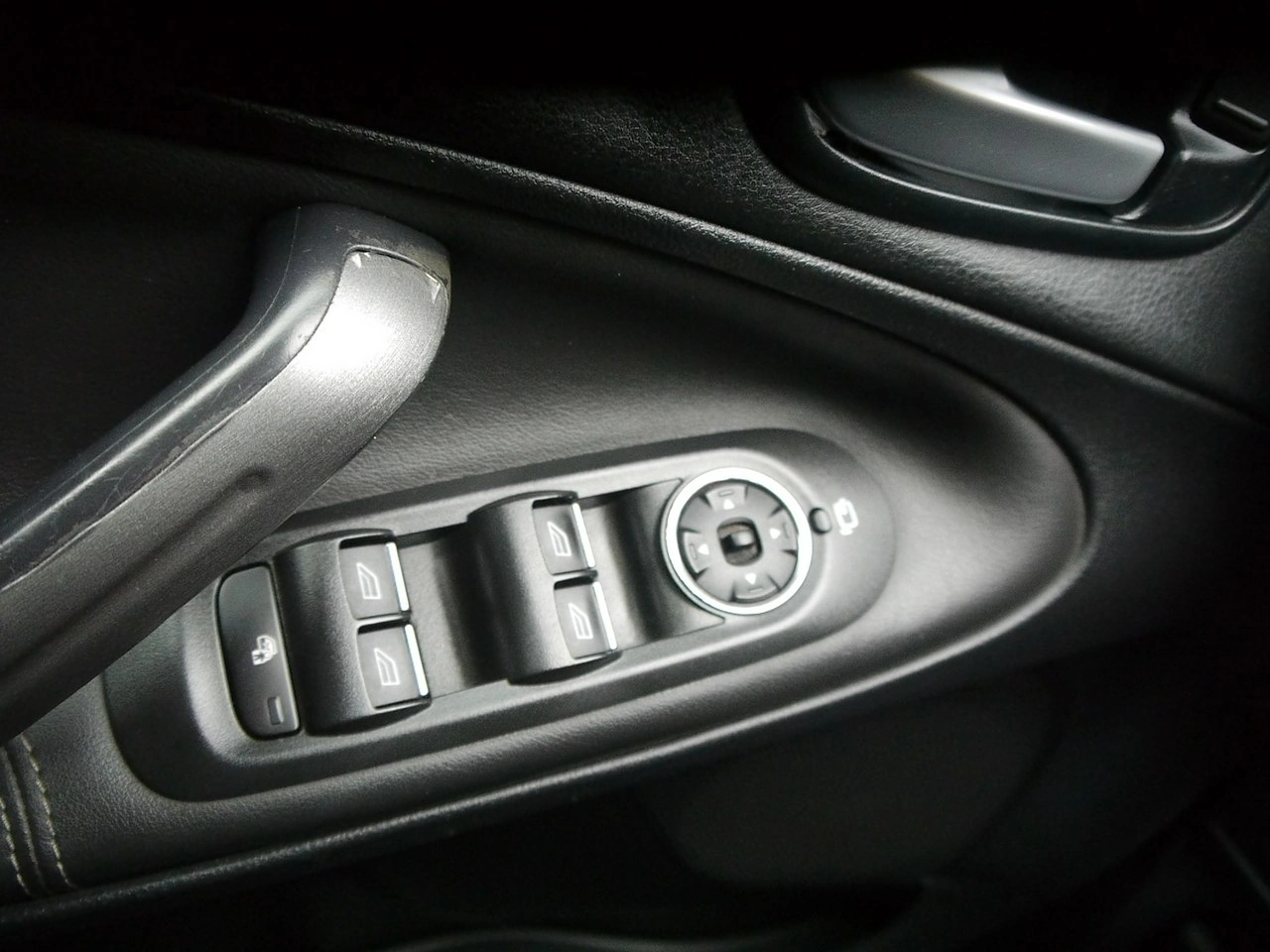 Ford S-Max - Zdjęcie 31