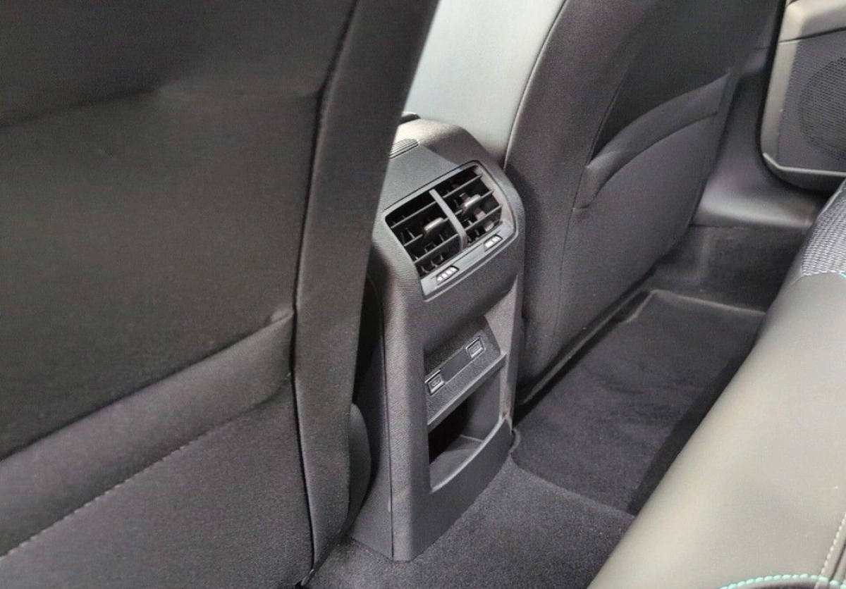 Peugeot 308 - Zdjęcie 12