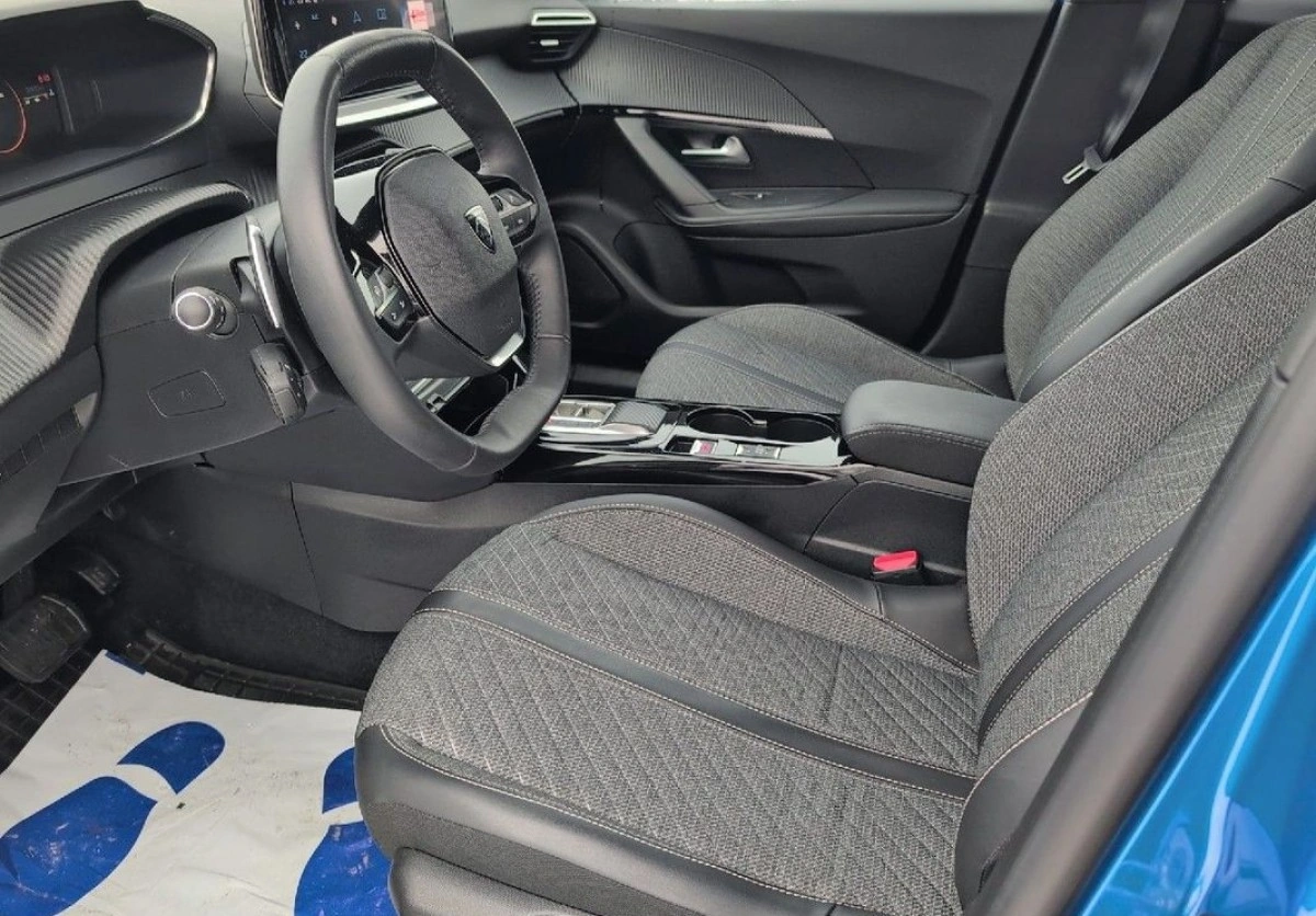 Peugeot 2008 - Zdjęcie 9