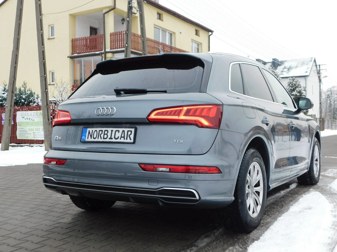 Audi Q5 - Zdjęcie 4