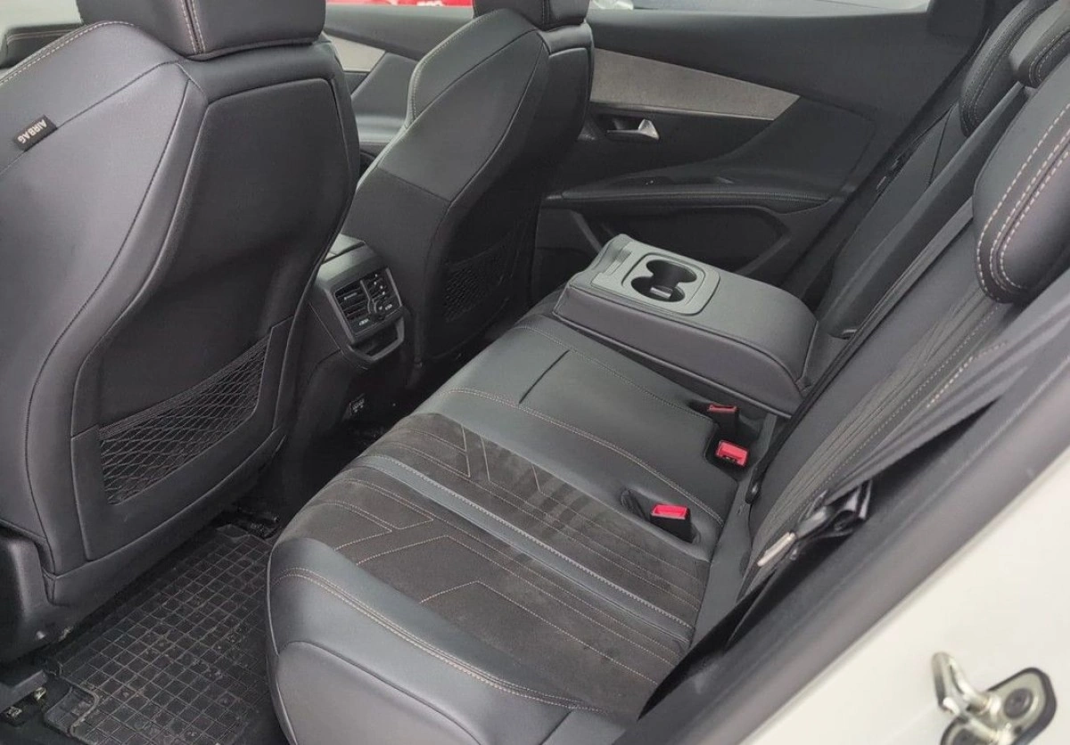 Peugeot 3008 - Zdjęcie 10