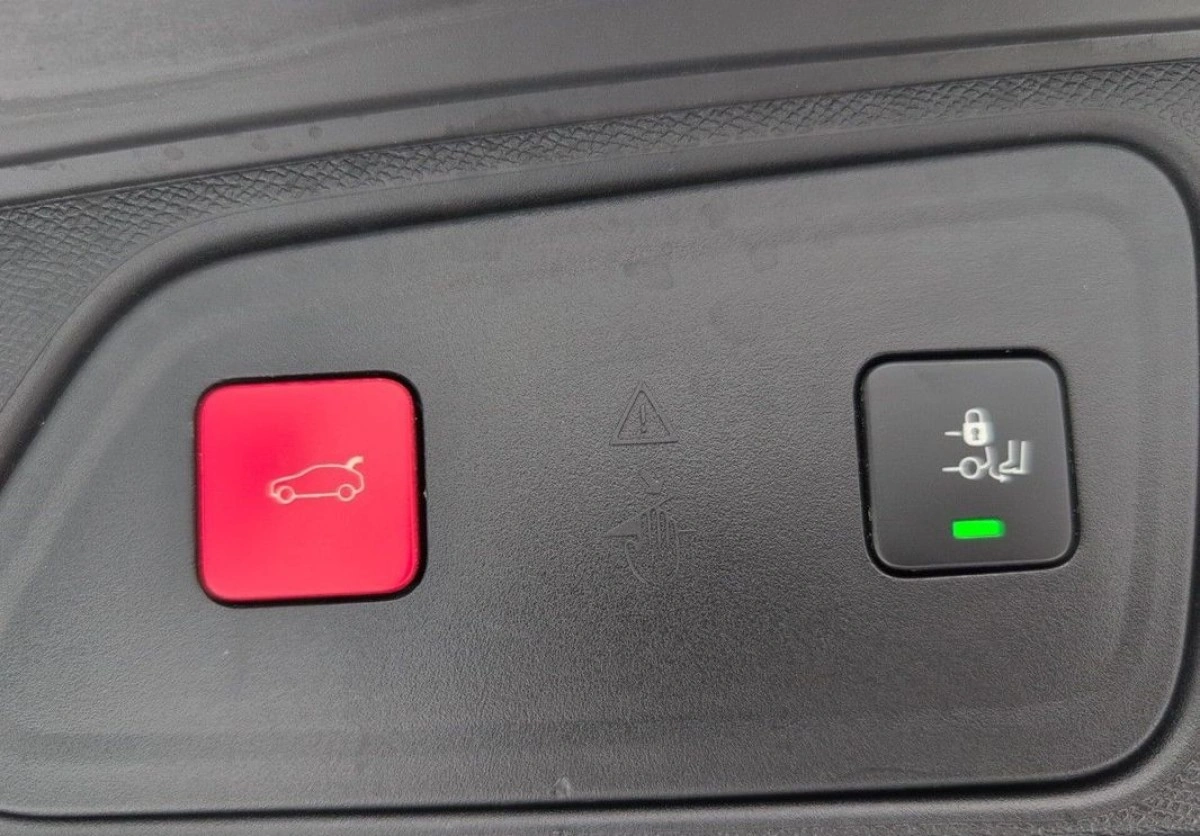 Peugeot 3008 - Zdjęcie 14