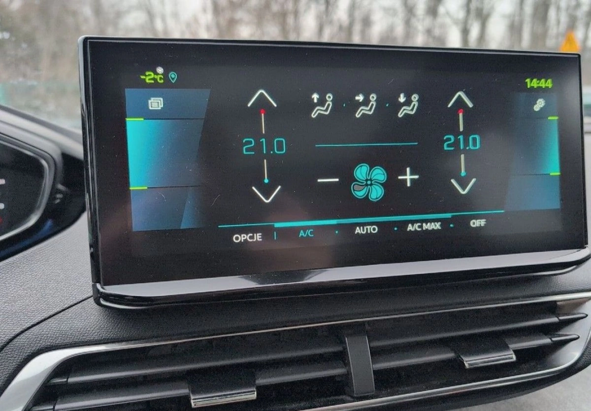 Peugeot 3008 - Zdjęcie 24