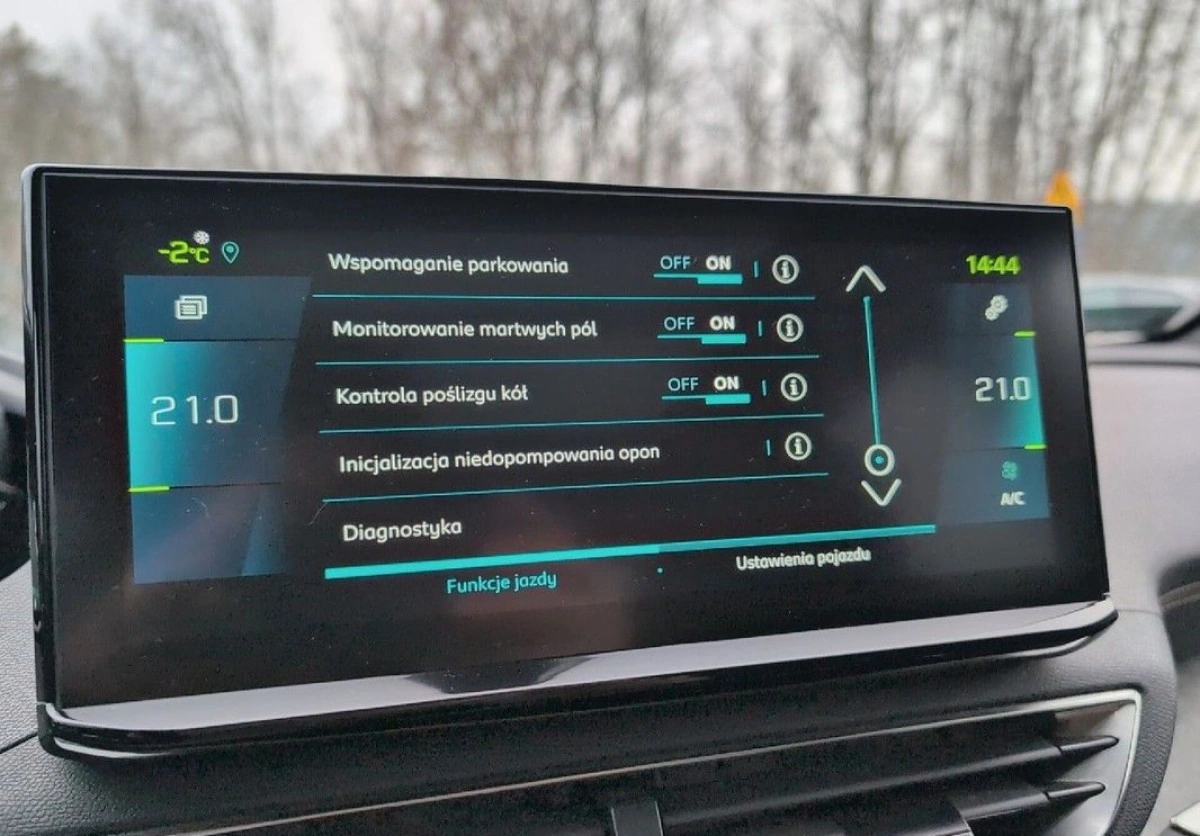 Peugeot 3008 - Zdjęcie 27