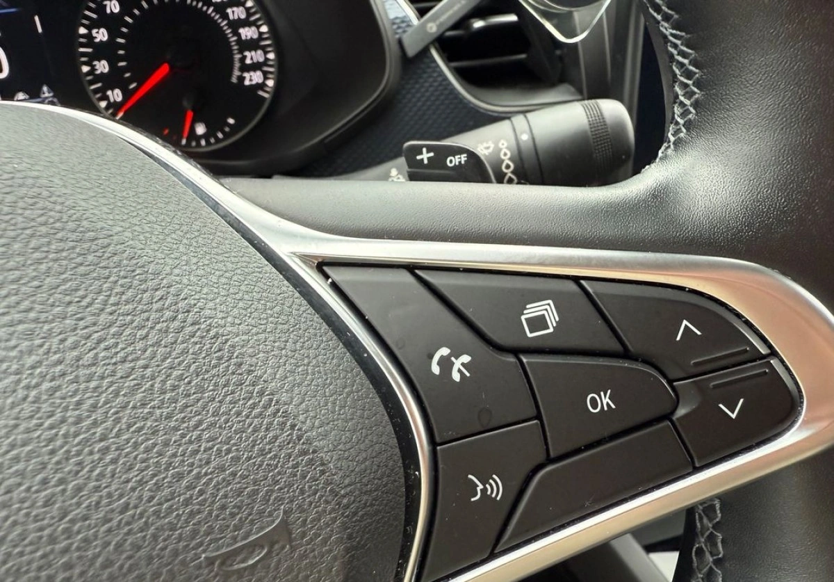 Renault Arkana - Zdjęcie 19