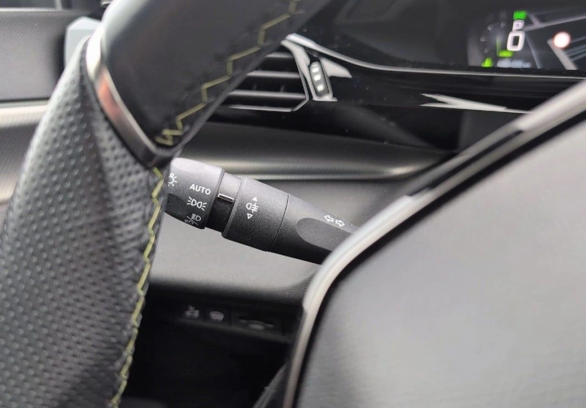 Peugeot 408 - Zdjęcie 19