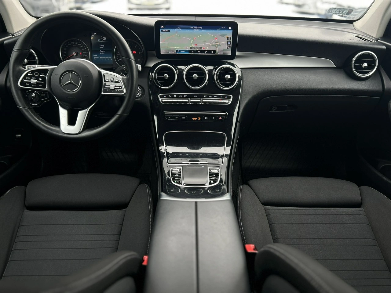 Mercedes GLC 200 - Zdjęcie 13
