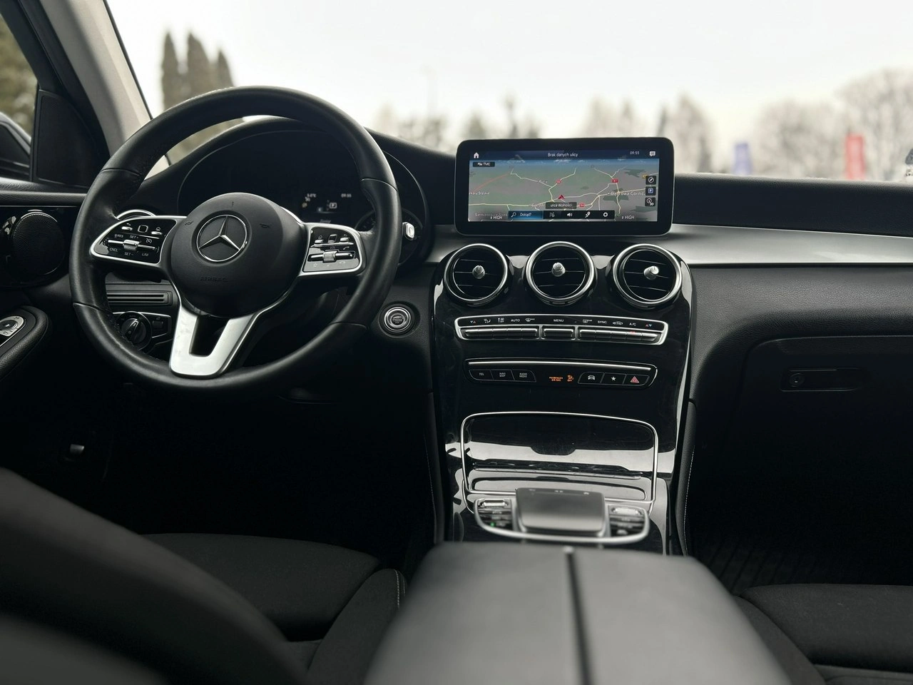 Mercedes GLC 200 - Zdjęcie 14