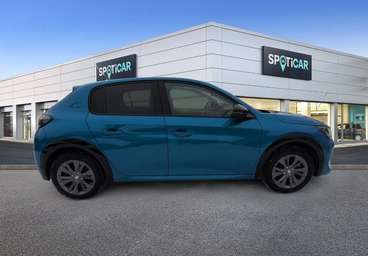 Peugeot 208 - Zdjęcie 4