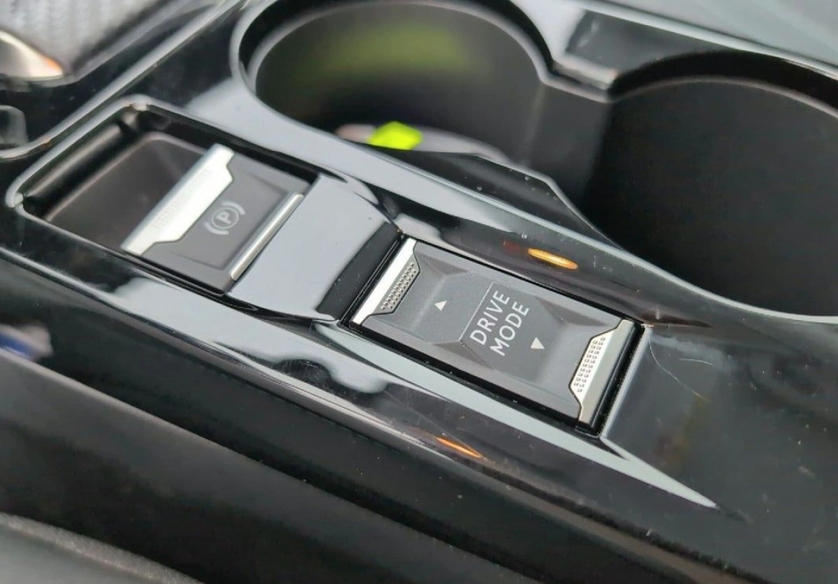 Peugeot 208 - Zdjęcie 13