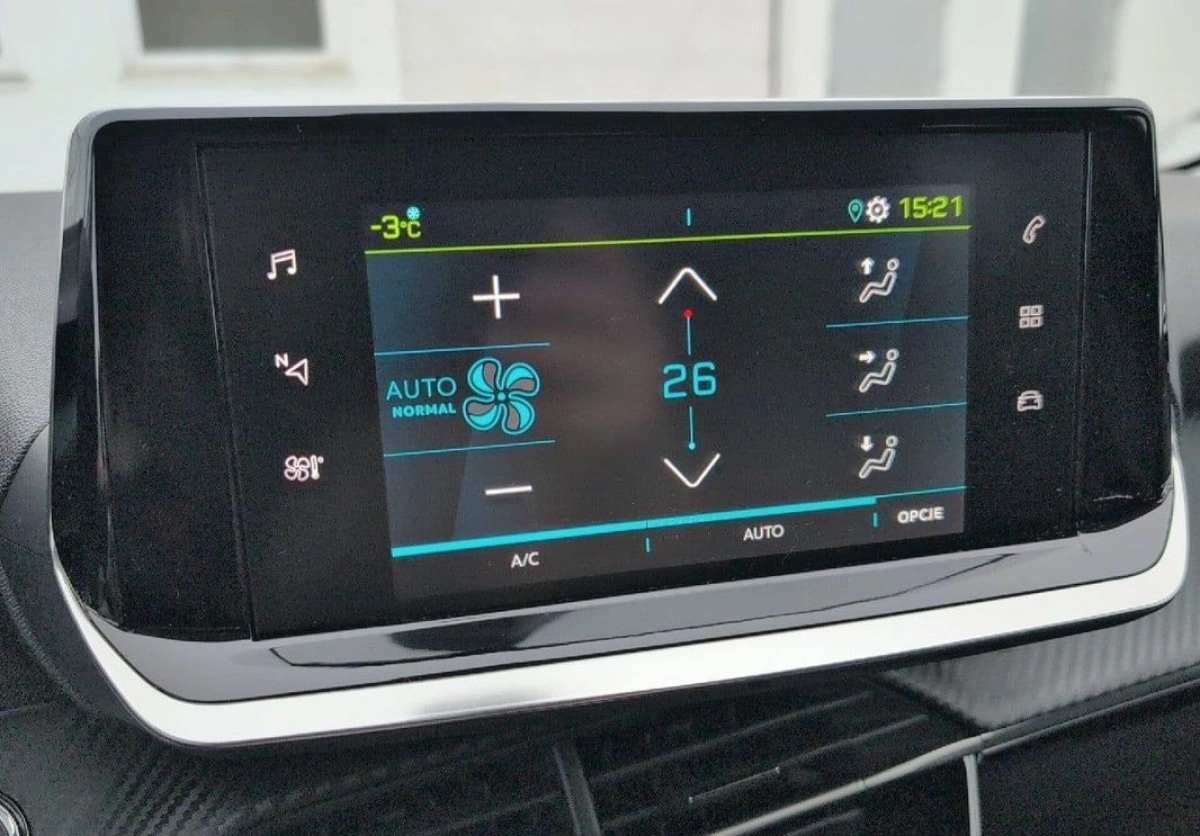 Peugeot 208 - Zdjęcie 20