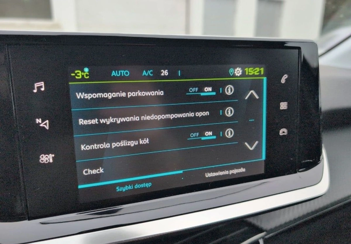 Peugeot 208 - Zdjęcie 22