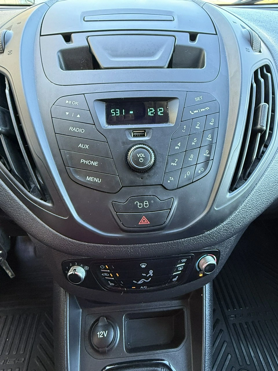 Ford Transit Courier - Zdjęcie 7