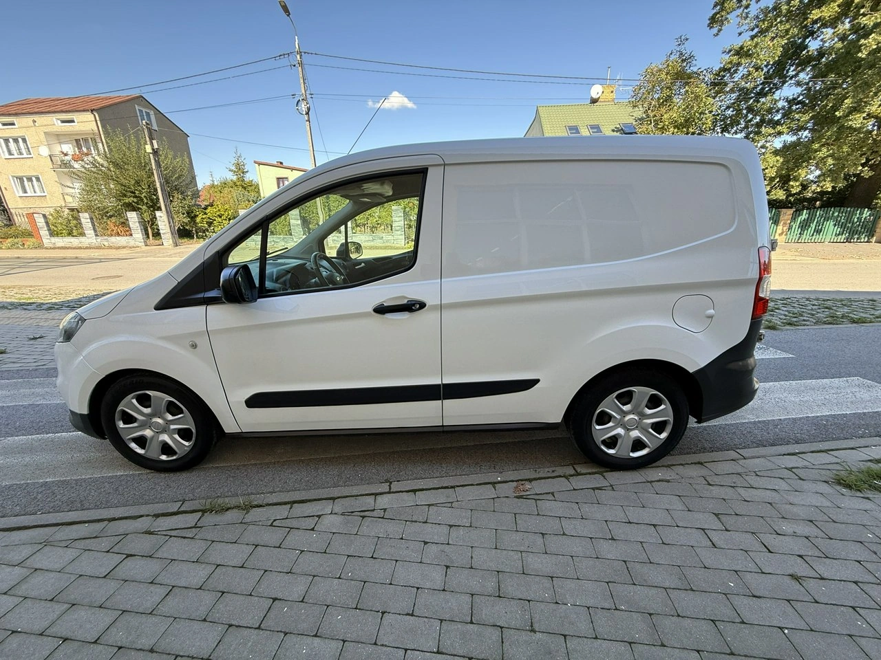 Ford Transit Courier - Zdjęcie 8