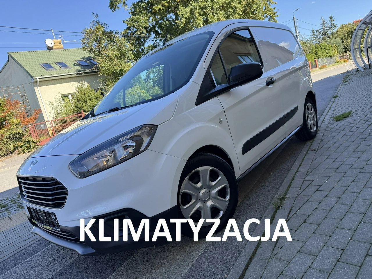 Ford Transit Courier - Główne zdjęcie