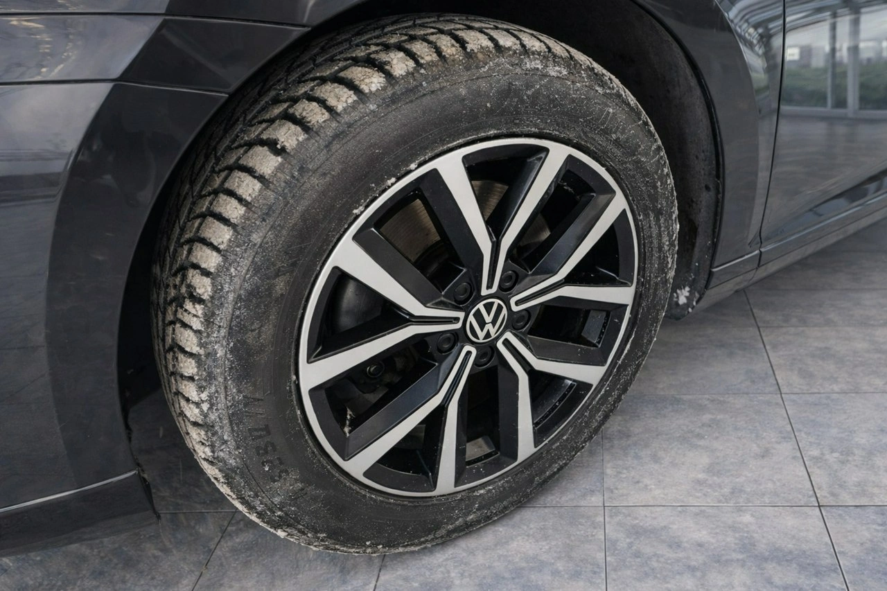 Volkswagen Passat Variant - Zdjęcie 10