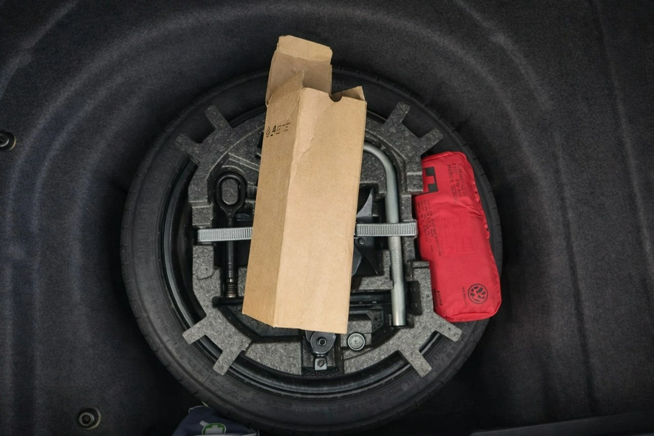 Volkswagen Passat Variant - Zdjęcie 11