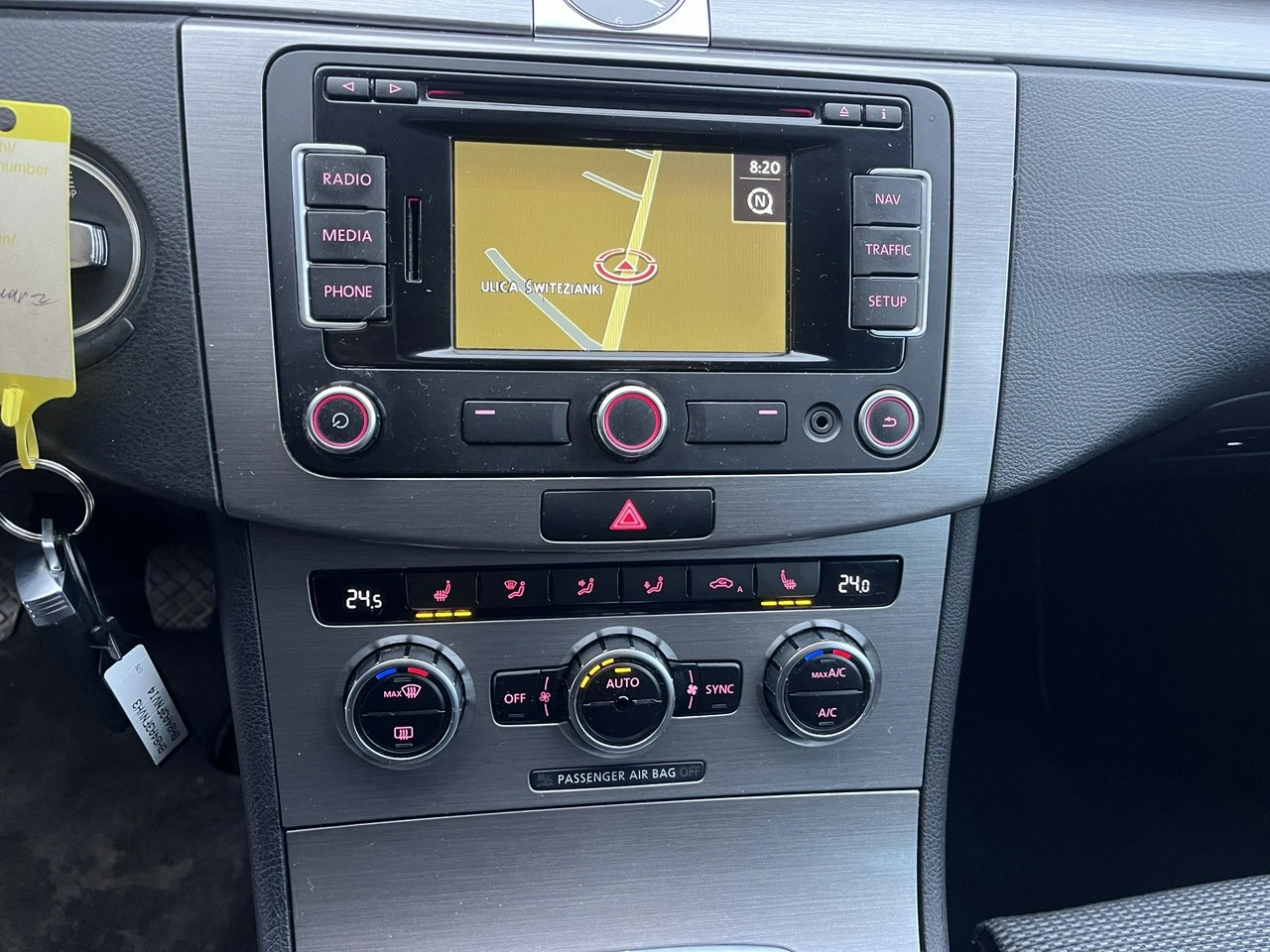 Volkswagen Passat - Zdjęcie 16