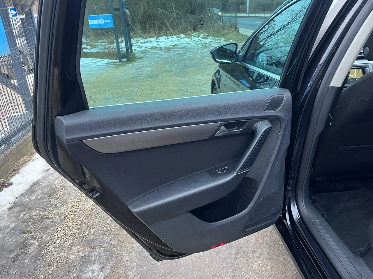 Volkswagen Passat - Zdjęcie 24