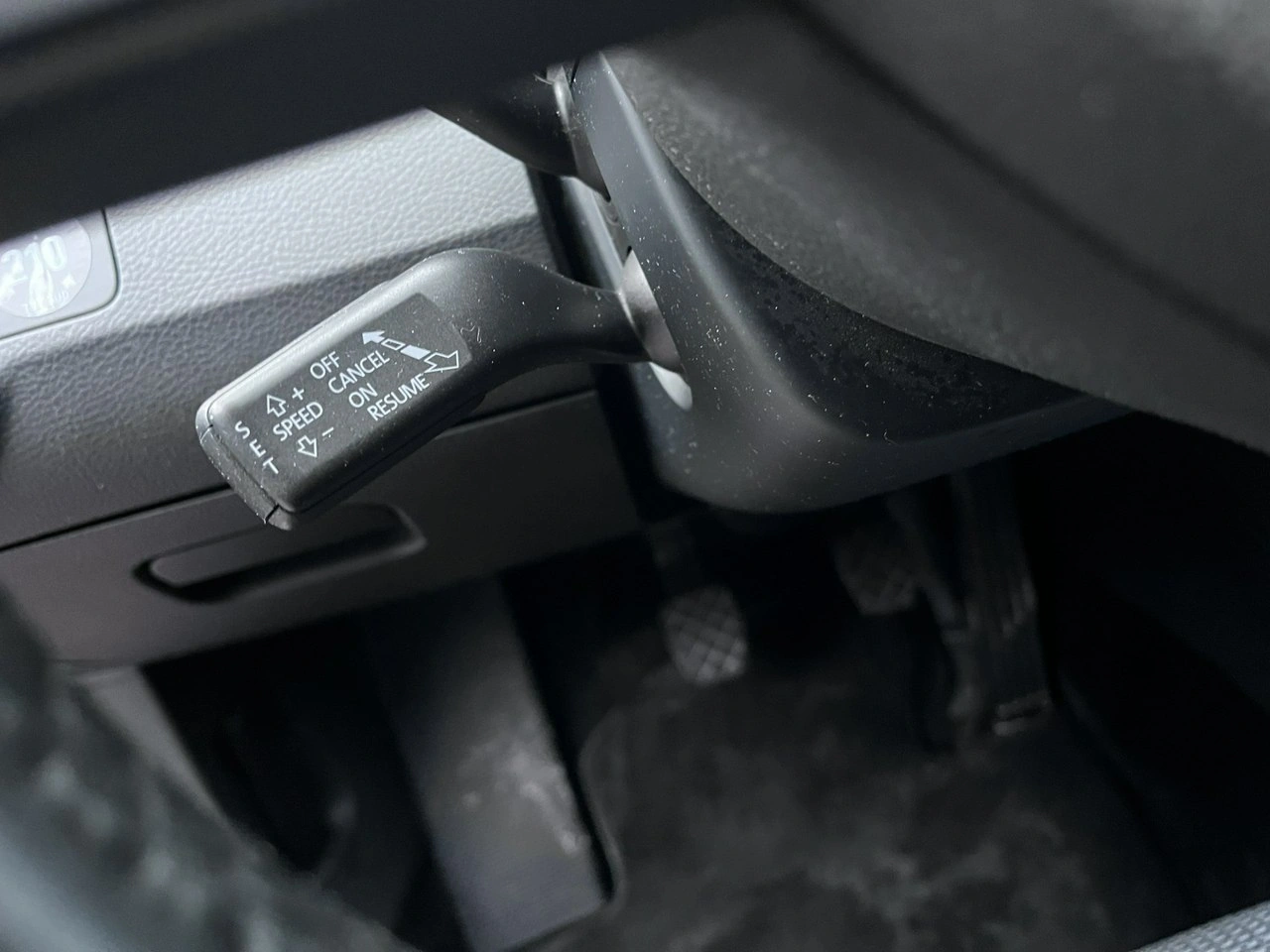 Volkswagen Passat - Zdjęcie 26