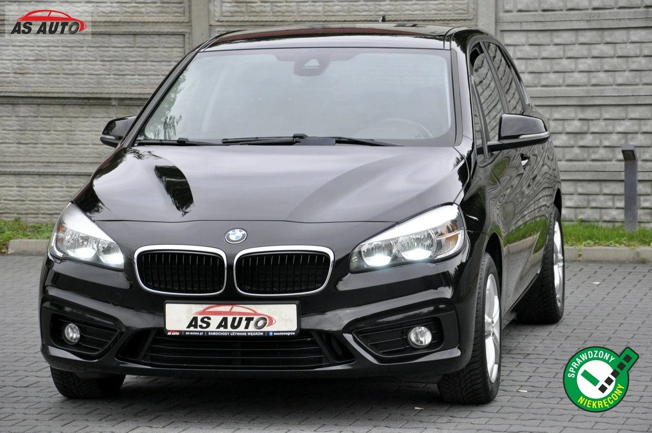 BMW 218 - Główne zdjęcie