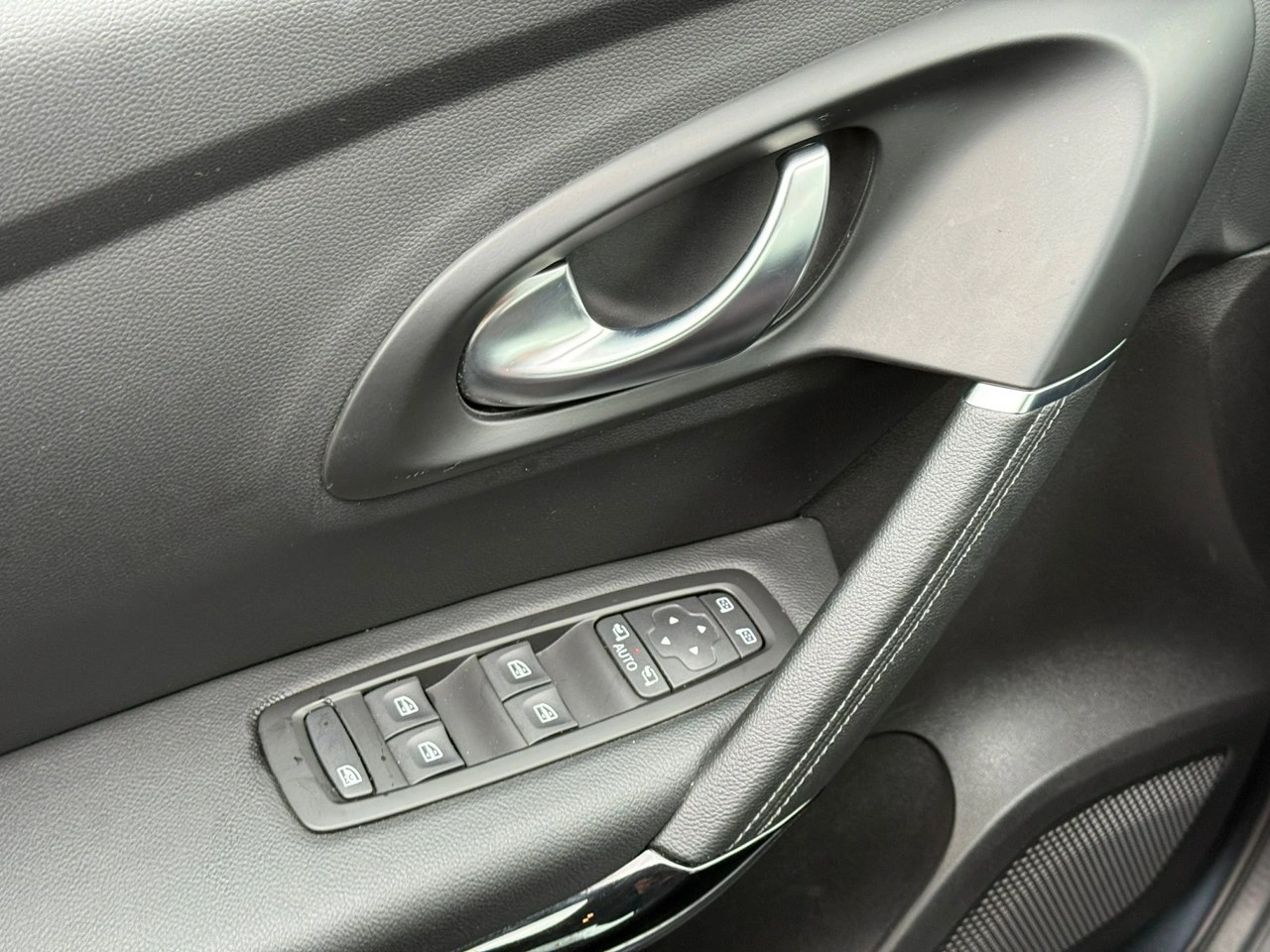 Renault Kadjar - Zdjęcie 21