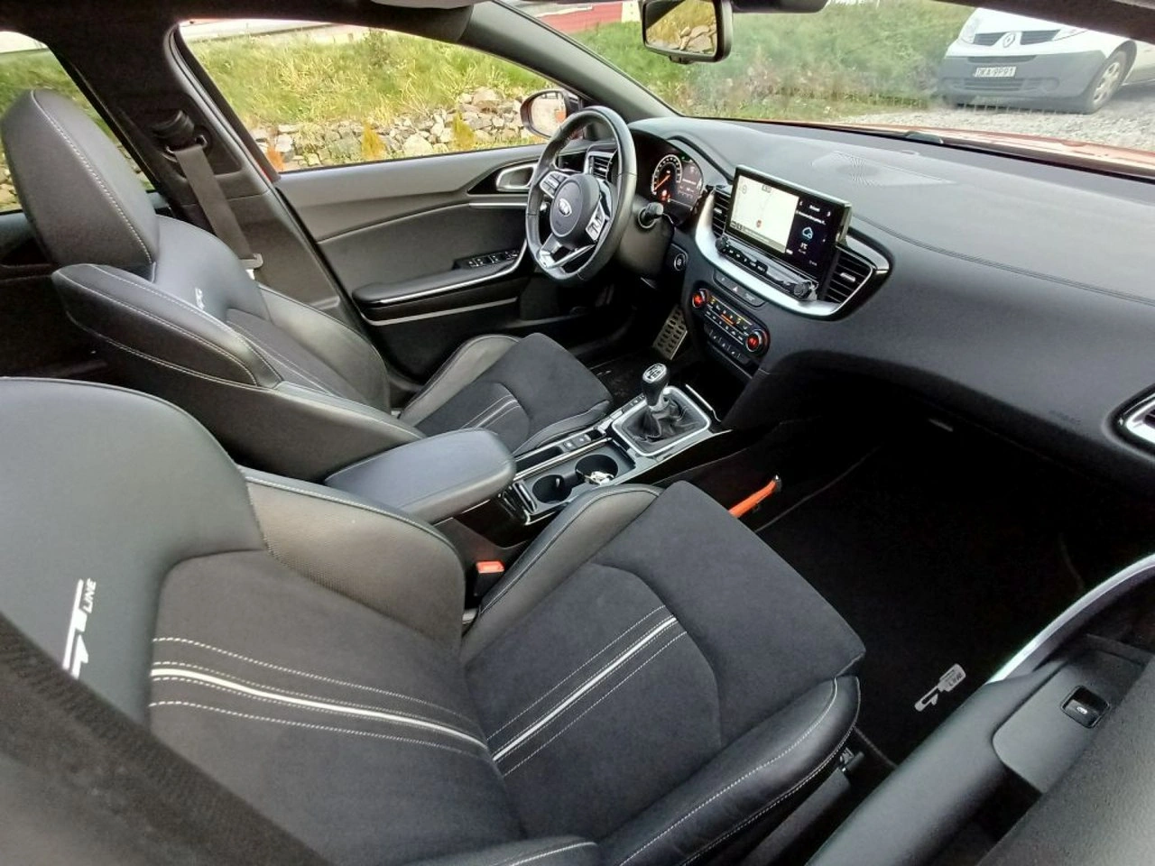 Kia Pro Cee'd - Zdjęcie 11