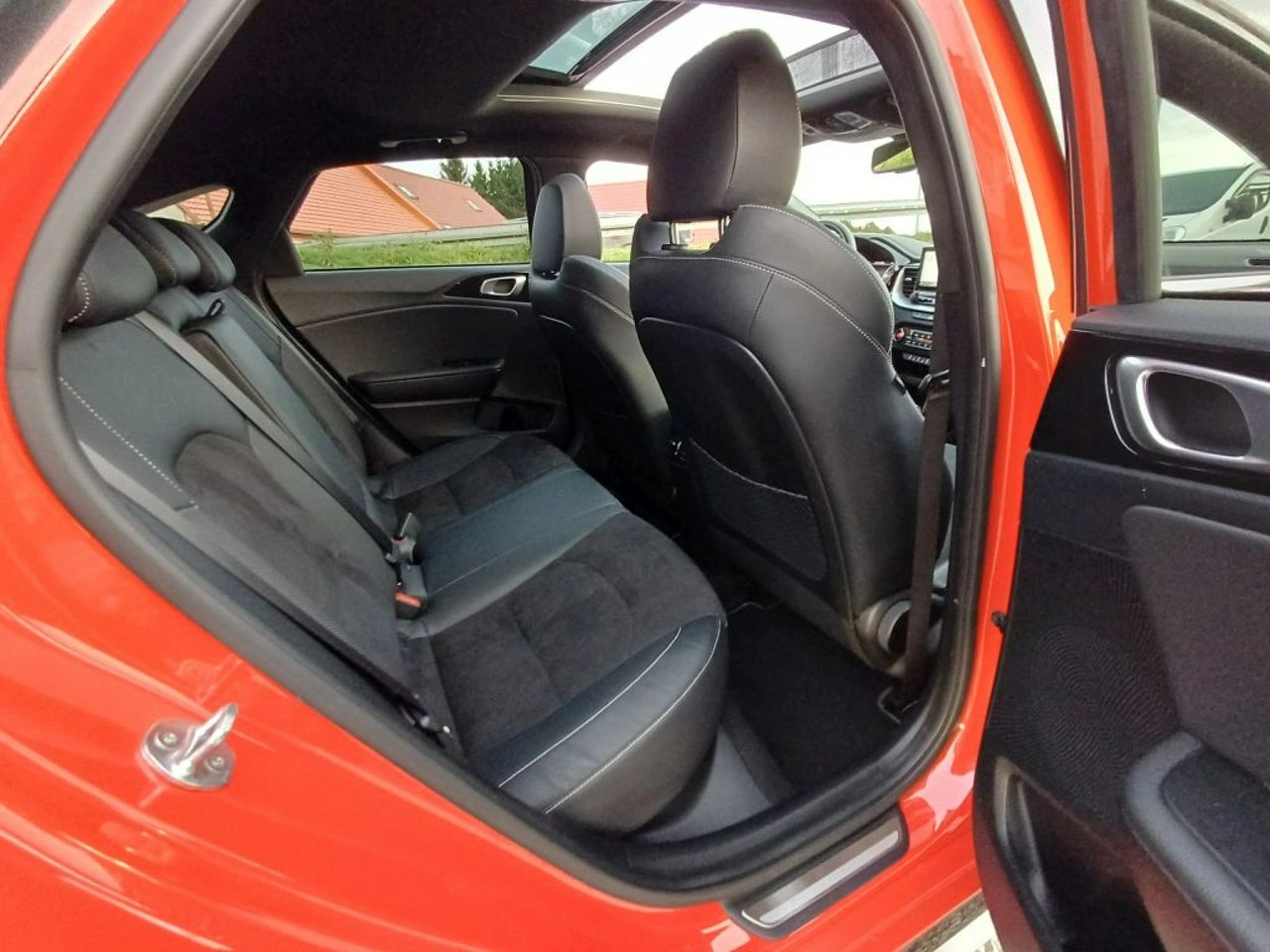 Kia Pro Cee'd - Zdjęcie 13