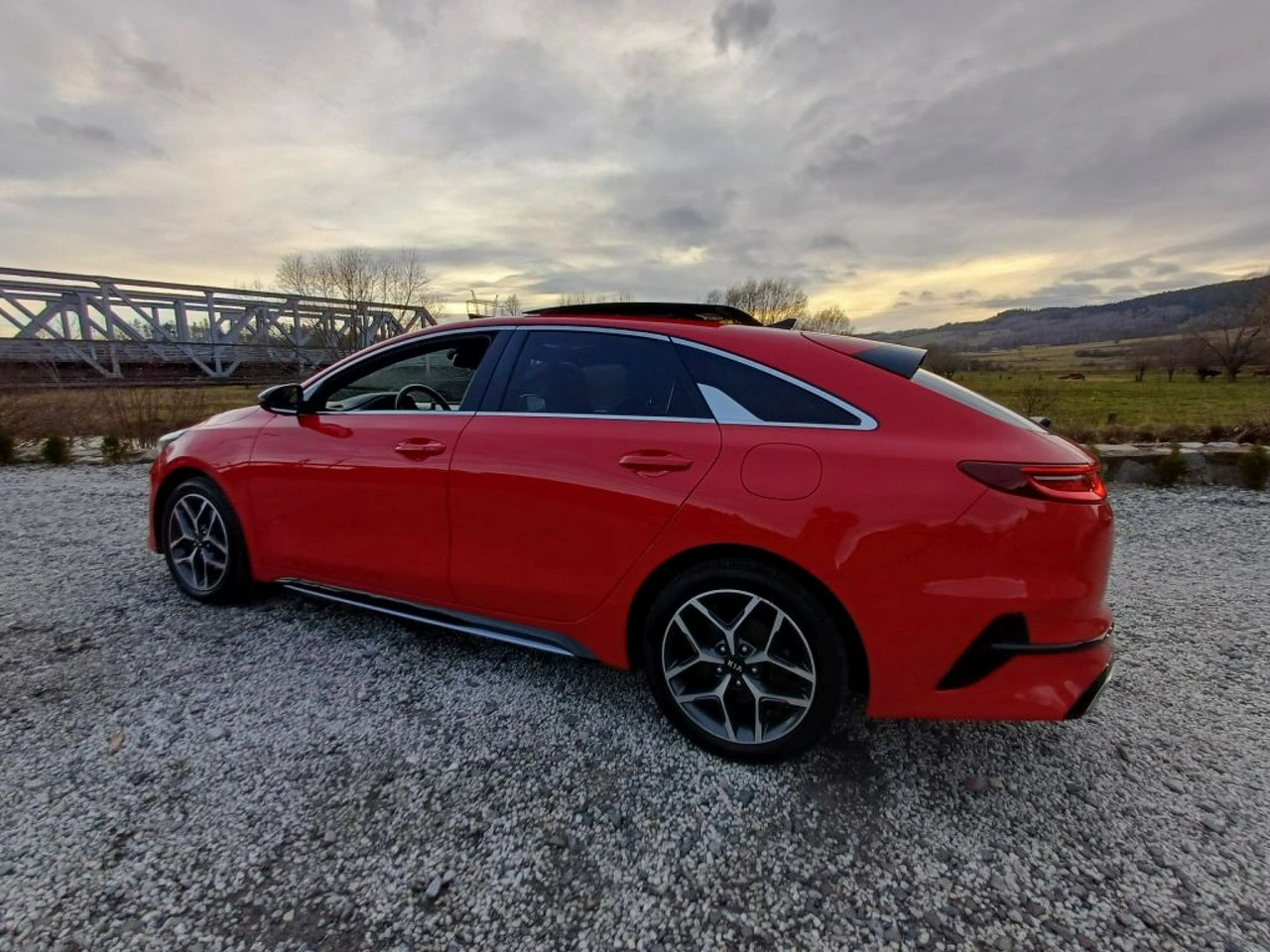 Kia Pro Cee'd - Zdjęcie 1