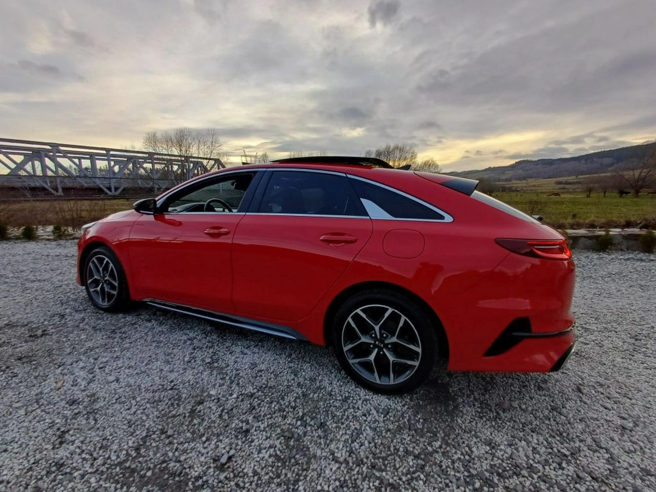 Kia Pro Cee'd - Zdjęcie 15