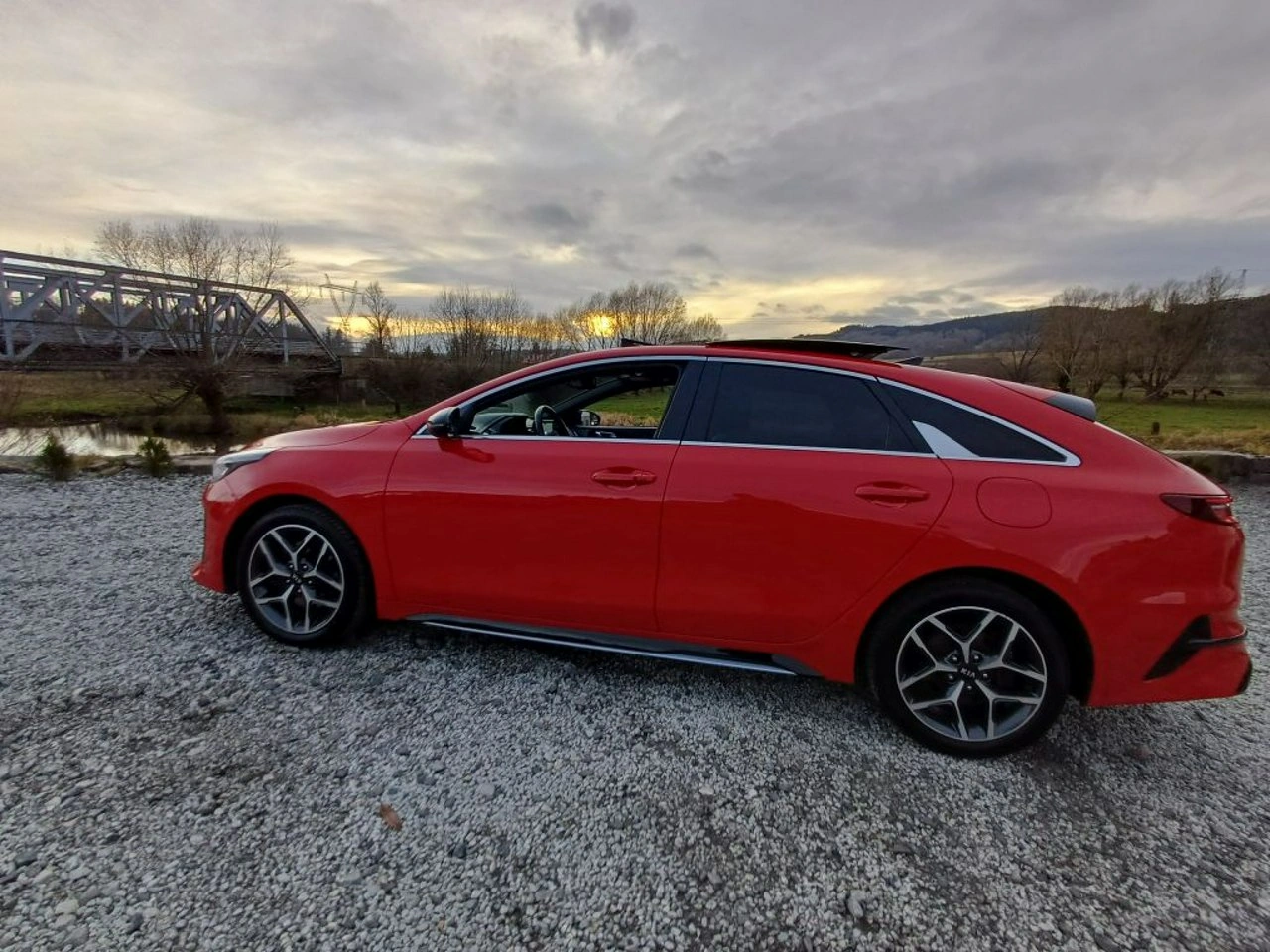 Kia Pro Cee'd - Zdjęcie 16